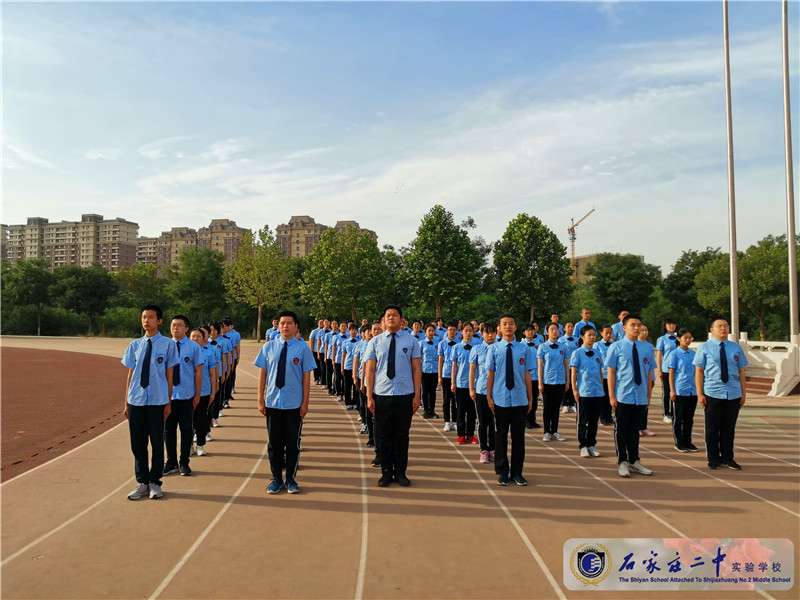 4.升旗方队:高一年级B部5班全体同学.jpg