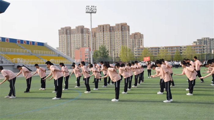 高一集体舞大赛475.png 高一集体舞大赛475.png
