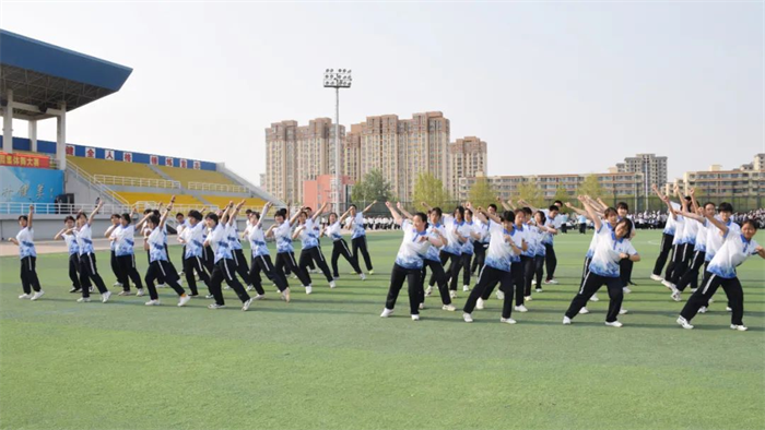高一集体舞大赛556.png 高一集体舞大赛556.png