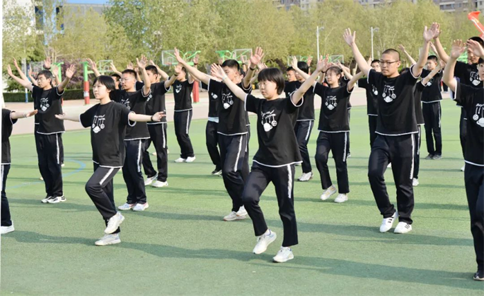 高一集体舞大赛768.png 高一集体舞大赛768.png