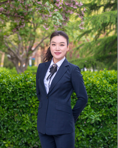 李苗苗.jpg